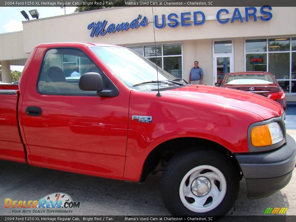 2004 Ford F150 XL Heritage Regular Cab Bright Red / Tan Photo #20
