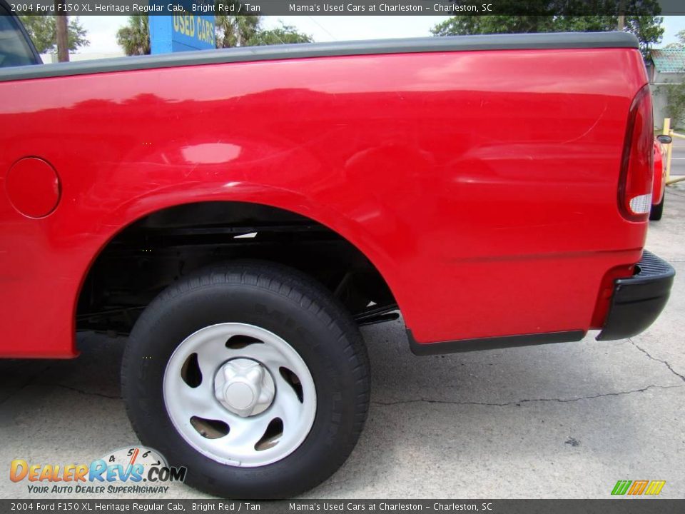 2004 Ford F150 XL Heritage Regular Cab Bright Red / Tan Photo #23