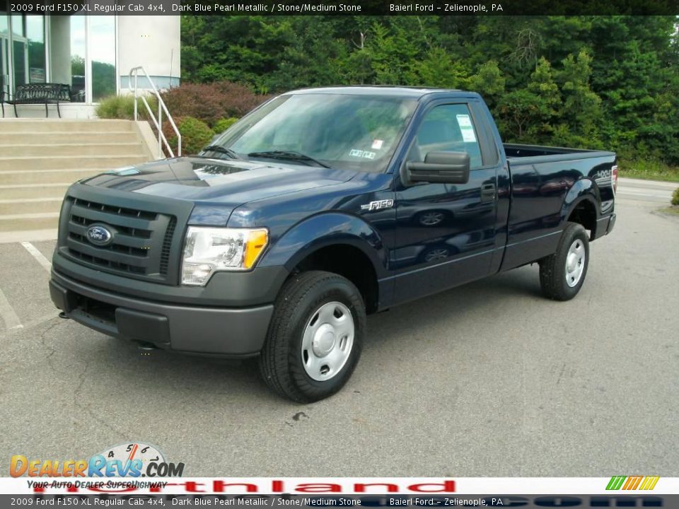 2009 Ford F150 XL Regular Cab 4x4 Dark Blue Pearl Metallic / Stone/Medium Stone Photo #2