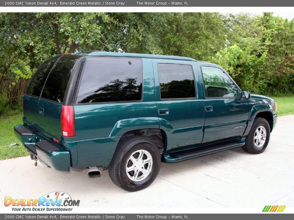 2000 GMC Yukon Denali 4x4 Emerald Green Metallic / Stone Gray Photo #10