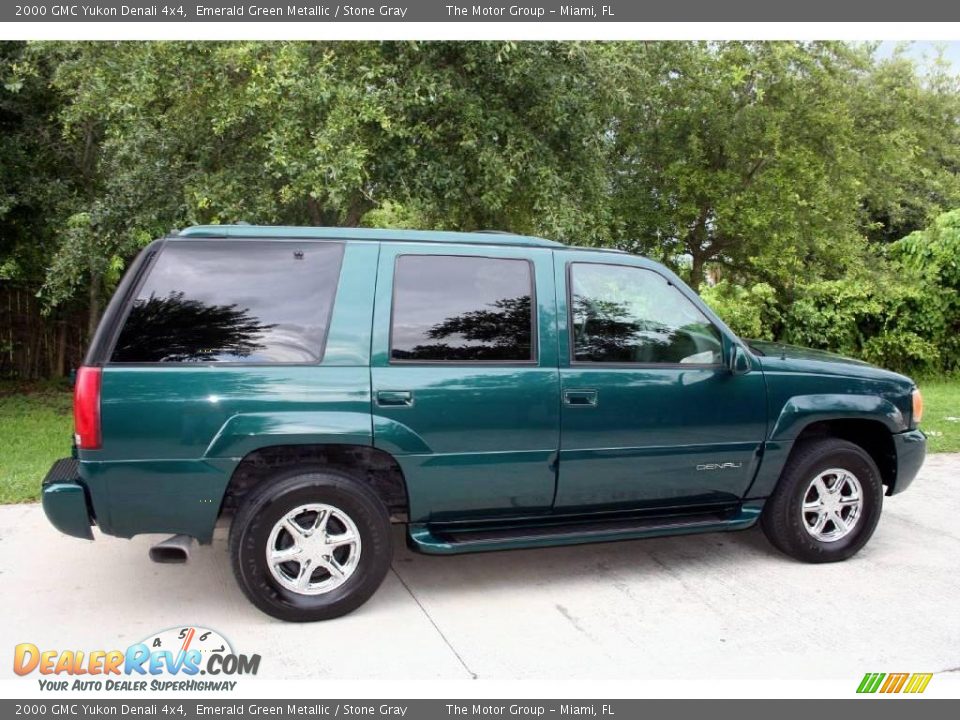 2000 GMC Yukon Denali 4x4 Emerald Green Metallic / Stone Gray Photo #11