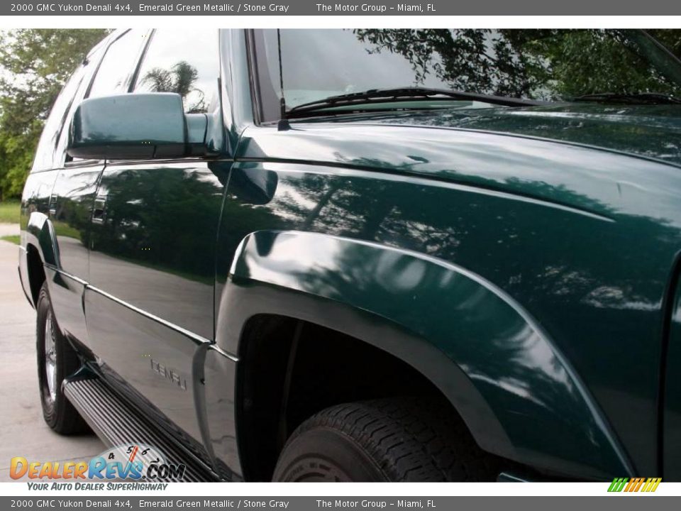 2000 GMC Yukon Denali 4x4 Emerald Green Metallic / Stone Gray Photo #20