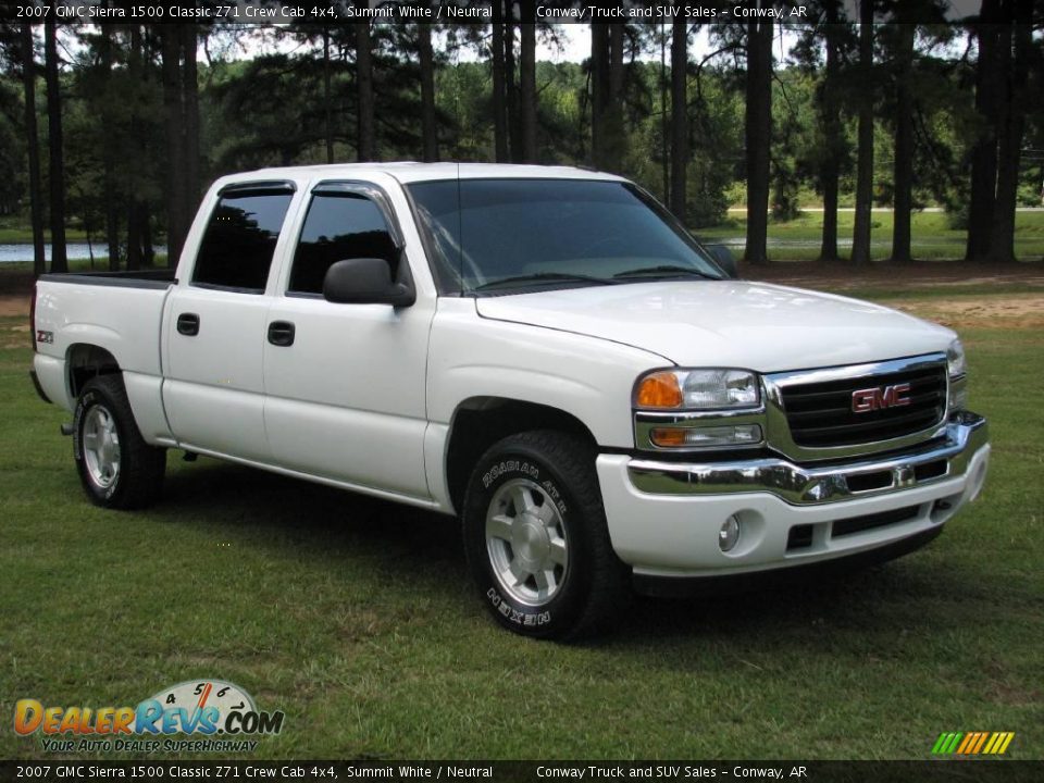 2007 GMC Sierra 1500 Classic Z71 Crew Cab 4x4 Summit White / Neutral Photo #4