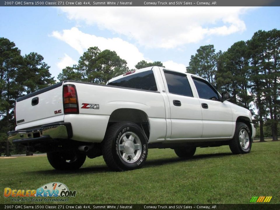 2007 GMC Sierra 1500 Classic Z71 Crew Cab 4x4 Summit White / Neutral Photo #5