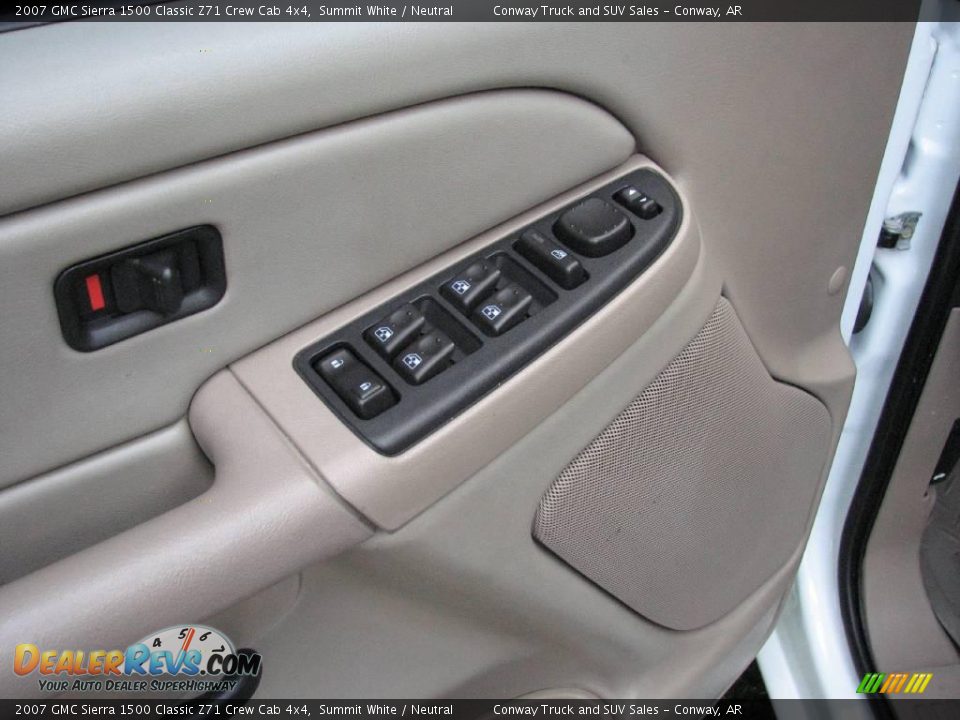 2007 GMC Sierra 1500 Classic Z71 Crew Cab 4x4 Summit White / Neutral Photo #18