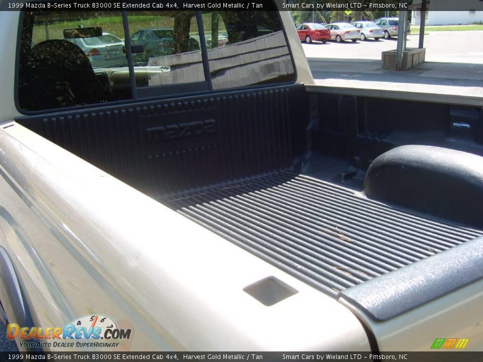 1999 Mazda B-Series Truck B3000 SE Extended Cab 4x4 Harvest Gold Metallic / Tan Photo #23