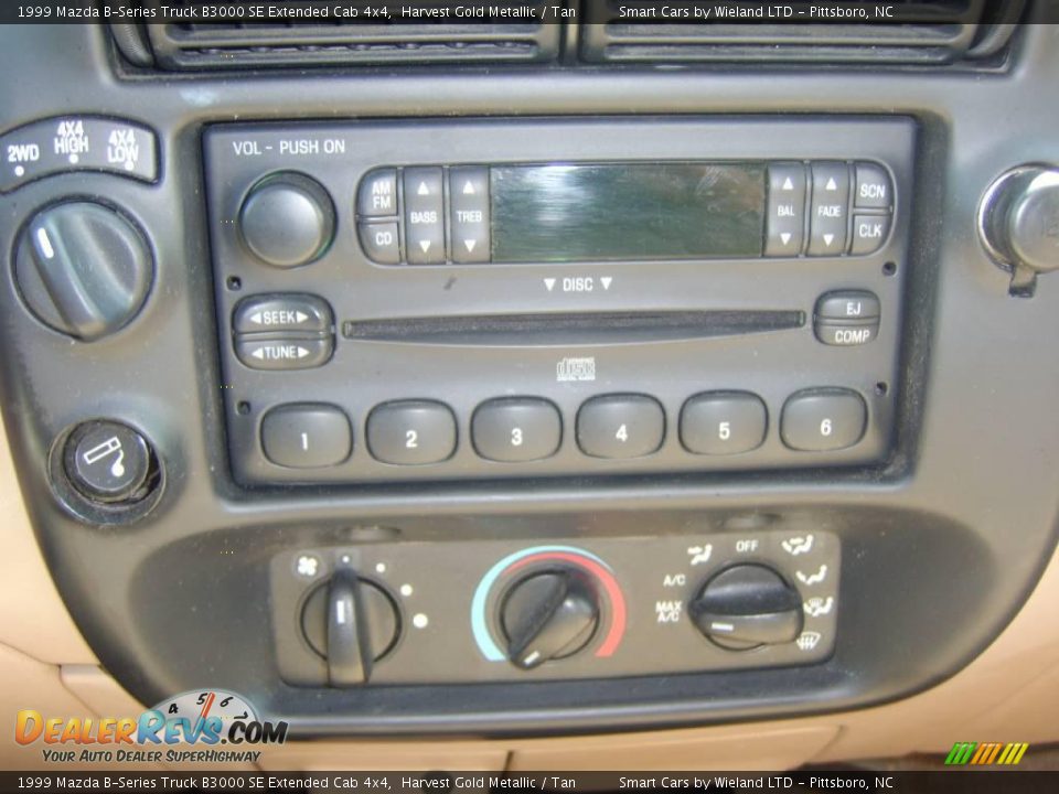 1999 Mazda B-Series Truck B3000 SE Extended Cab 4x4 Harvest Gold Metallic / Tan Photo #36