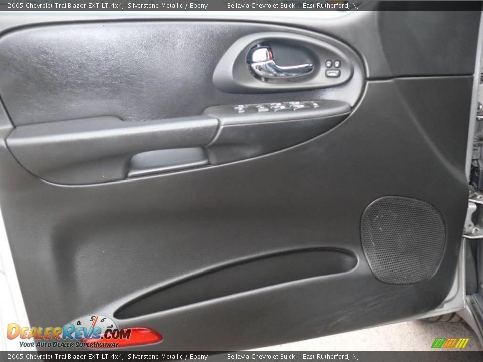 2005 Chevrolet TrailBlazer EXT LT 4x4 Silverstone Metallic / Ebony Photo #6