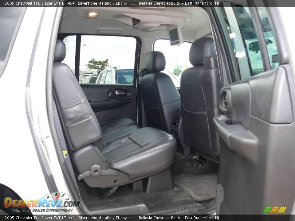 2005 Chevrolet TrailBlazer EXT LT 4x4 Silverstone Metallic / Ebony Photo #12
