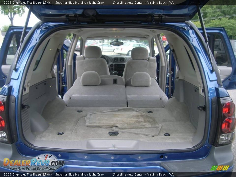 2005 Chevrolet TrailBlazer LS 4x4 Superior Blue Metallic / Light Gray Photo #19