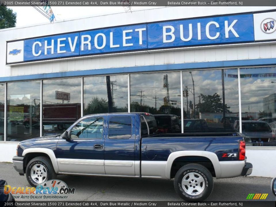 2005 Chevrolet Silverado 1500 Z71 Extended Cab 4x4 Dark Blue Metallic / Medium Gray Photo #1
