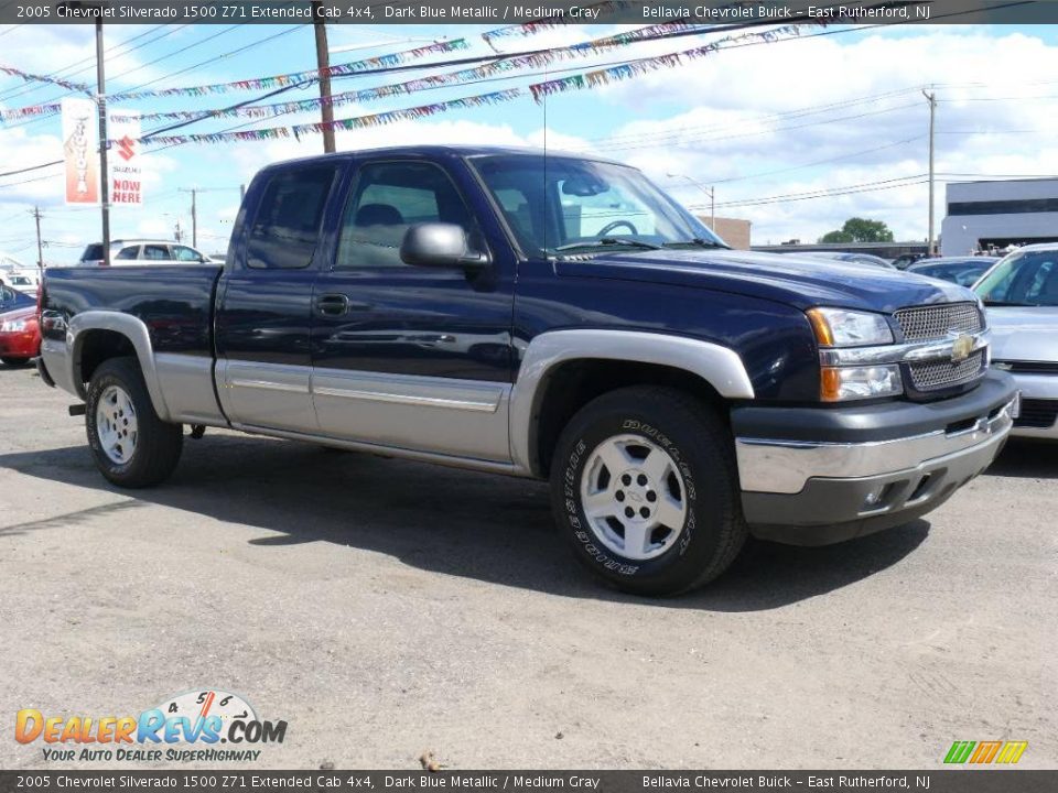 2005 Chevrolet Silverado 1500 Z71 Extended Cab 4x4 Dark Blue Metallic / Medium Gray Photo #3