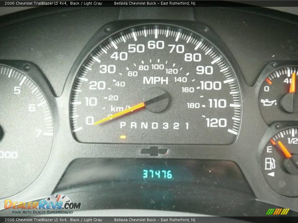 2006 Chevrolet TrailBlazer LS 4x4 Black / Light Gray Photo #11