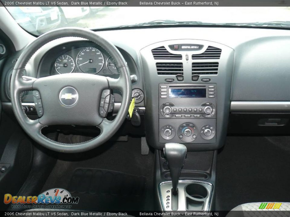 2006 Chevrolet Malibu LT V6 Sedan Dark Blue Metallic / Ebony Black Photo #9