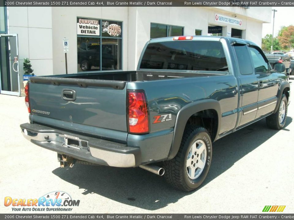 2006 Chevrolet Silverado 1500 Z71 Extended Cab 4x4 Blue Granite Metallic / Dark Charcoal Photo #2