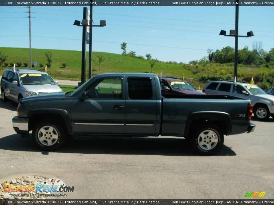 2006 Chevrolet Silverado 1500 Z71 Extended Cab 4x4 Blue Granite Metallic / Dark Charcoal Photo #5