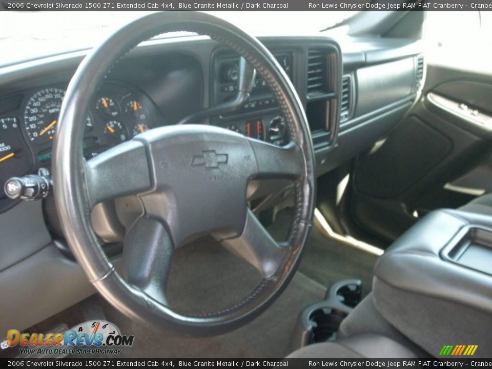 2006 Chevrolet Silverado 1500 Z71 Extended Cab 4x4 Blue Granite Metallic / Dark Charcoal Photo #7