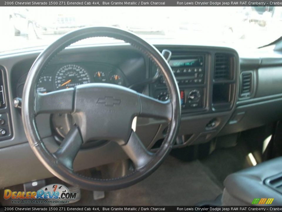 2006 Chevrolet Silverado 1500 Z71 Extended Cab 4x4 Blue Granite Metallic / Dark Charcoal Photo #10