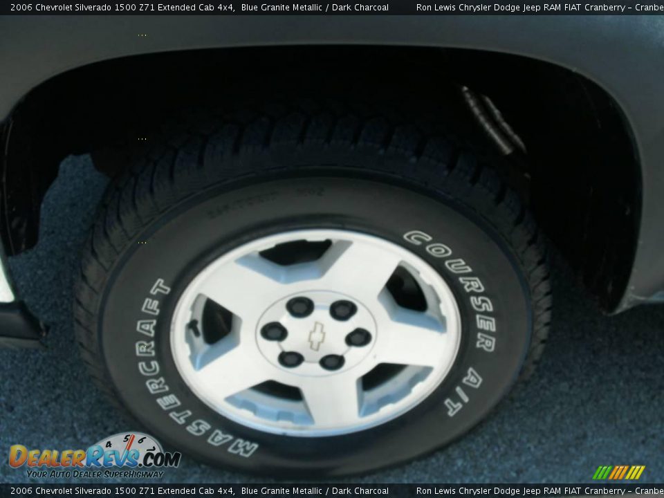 2006 Chevrolet Silverado 1500 Z71 Extended Cab 4x4 Blue Granite Metallic / Dark Charcoal Photo #15