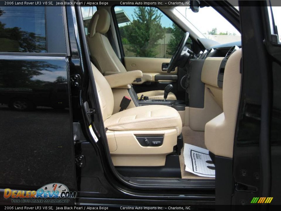 2006 Land Rover LR3 V8 SE Java Black Pearl / Alpaca Beige Photo #20