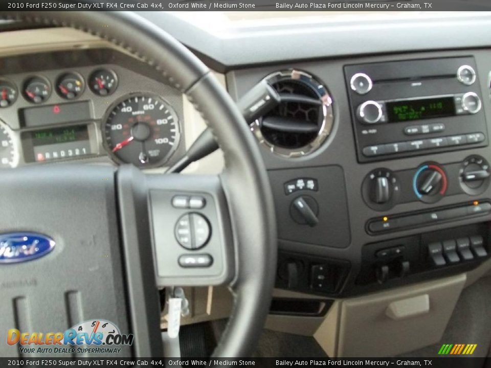 2010 Ford F250 Super Duty XLT FX4 Crew Cab 4x4 Oxford White / Medium Stone Photo #3