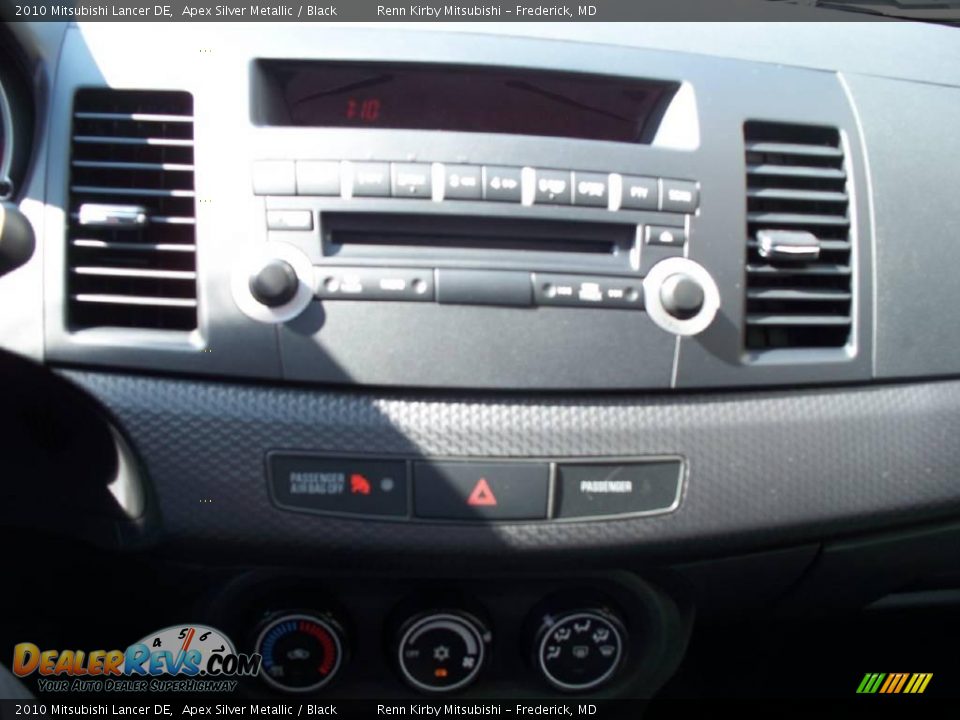 2010 Mitsubishi Lancer DE Apex Silver Metallic / Black Photo #8