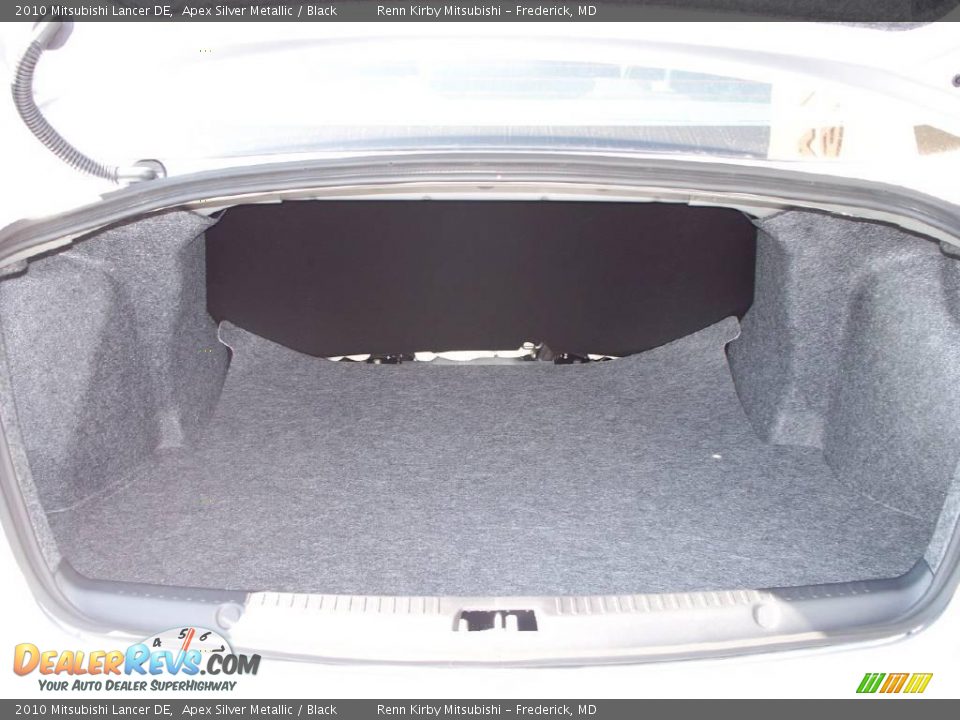 2010 Mitsubishi Lancer DE Apex Silver Metallic / Black Photo #12