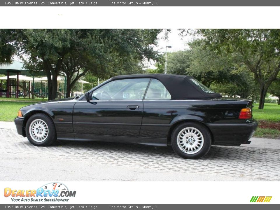 1995 BMW 3 Series 325i Convertible Jet Black / Beige Photo #4