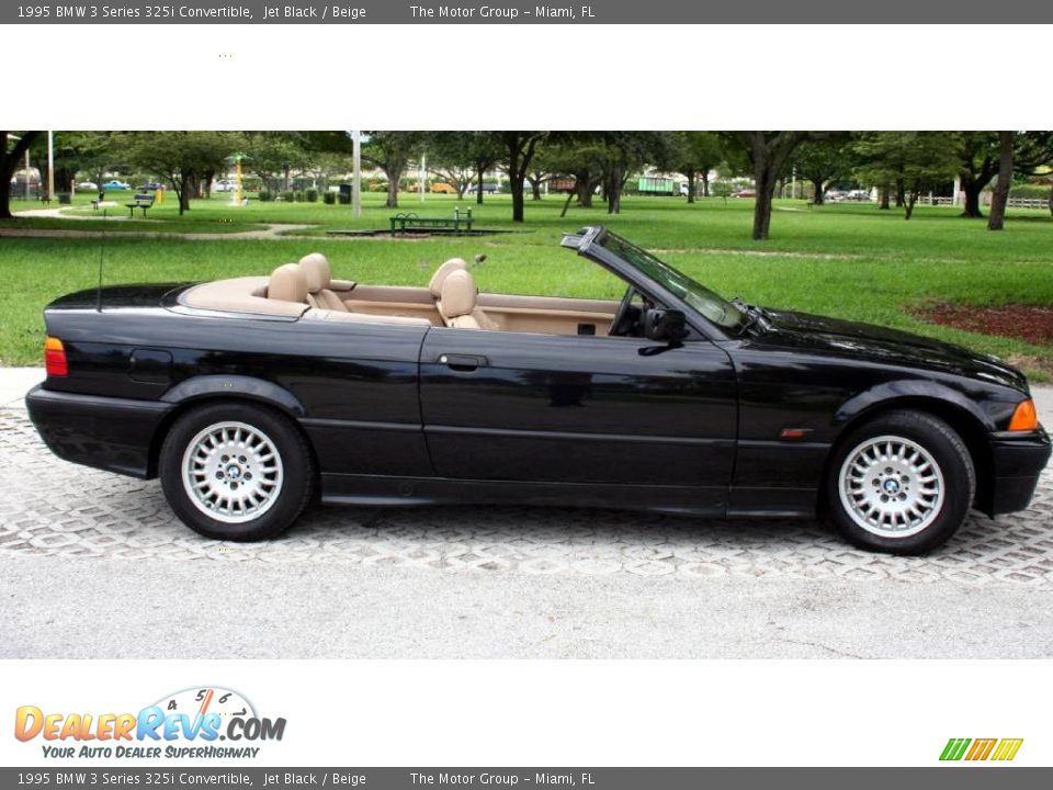 1995 BMW 3 Series 325i Convertible Jet Black / Beige Photo #20