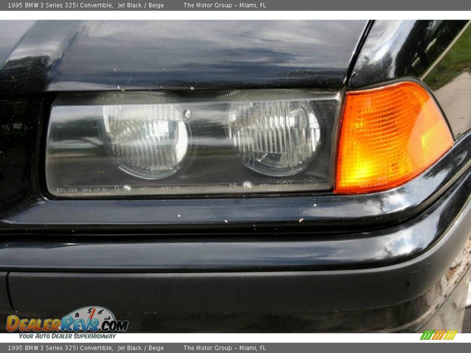 1995 BMW 3 Series 325i Convertible Jet Black / Beige Photo #35