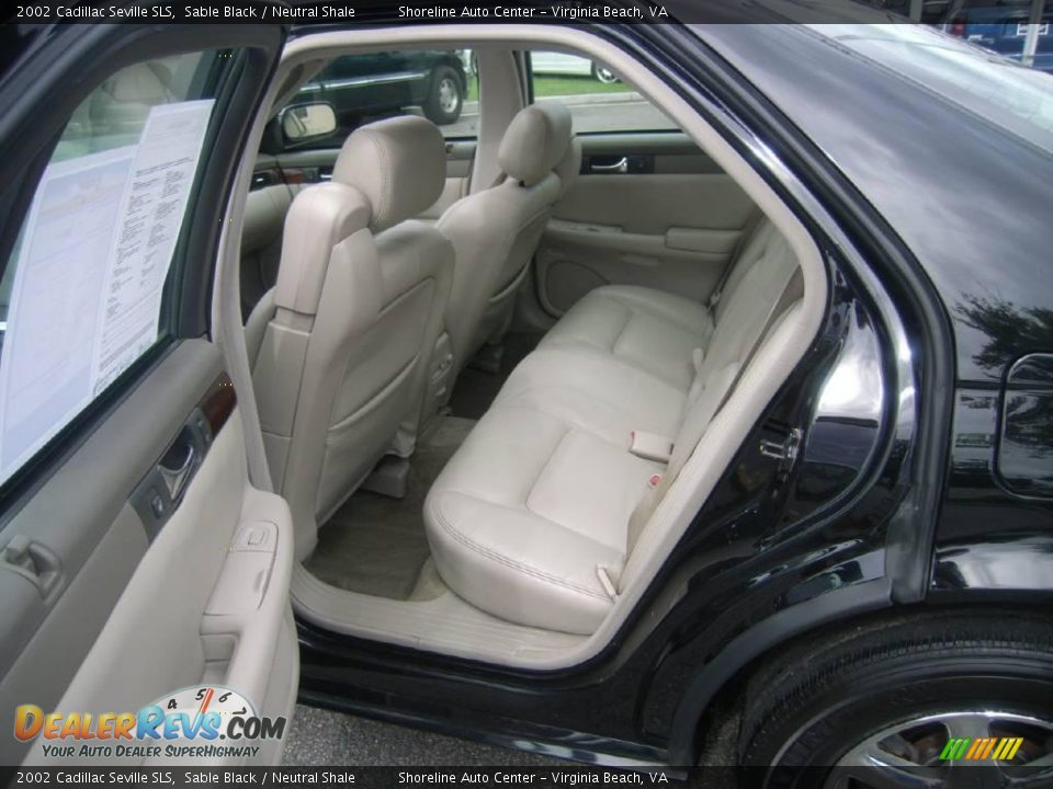 2002 Cadillac Seville SLS Sable Black / Neutral Shale Photo #12
