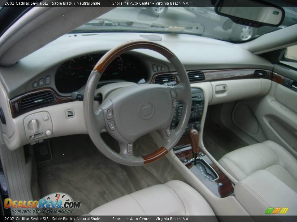 2002 Cadillac Seville SLS Sable Black / Neutral Shale Photo #16