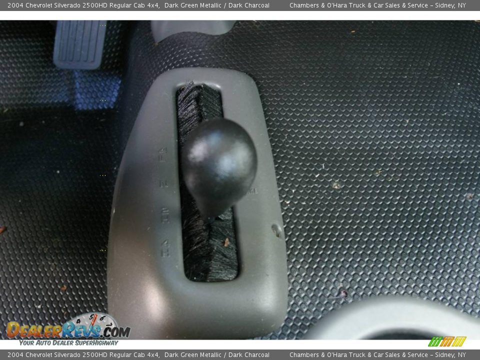 2004 Chevrolet Silverado 2500HD Regular Cab 4x4 Dark Green Metallic / Dark Charcoal Photo #6