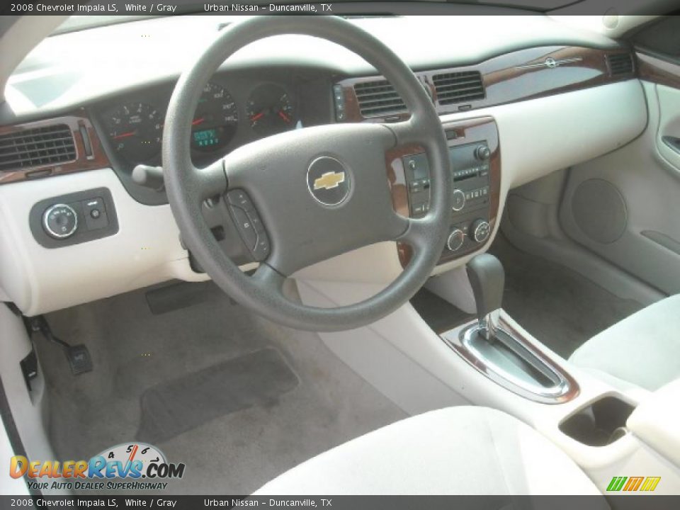 2008 Chevrolet Impala LS White / Gray Photo #10
