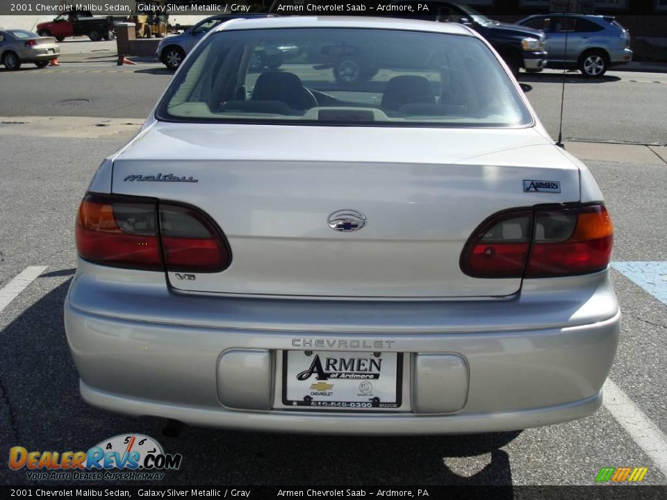 2001 Chevrolet Malibu Sedan Galaxy Silver Metallic / Gray Photo #8