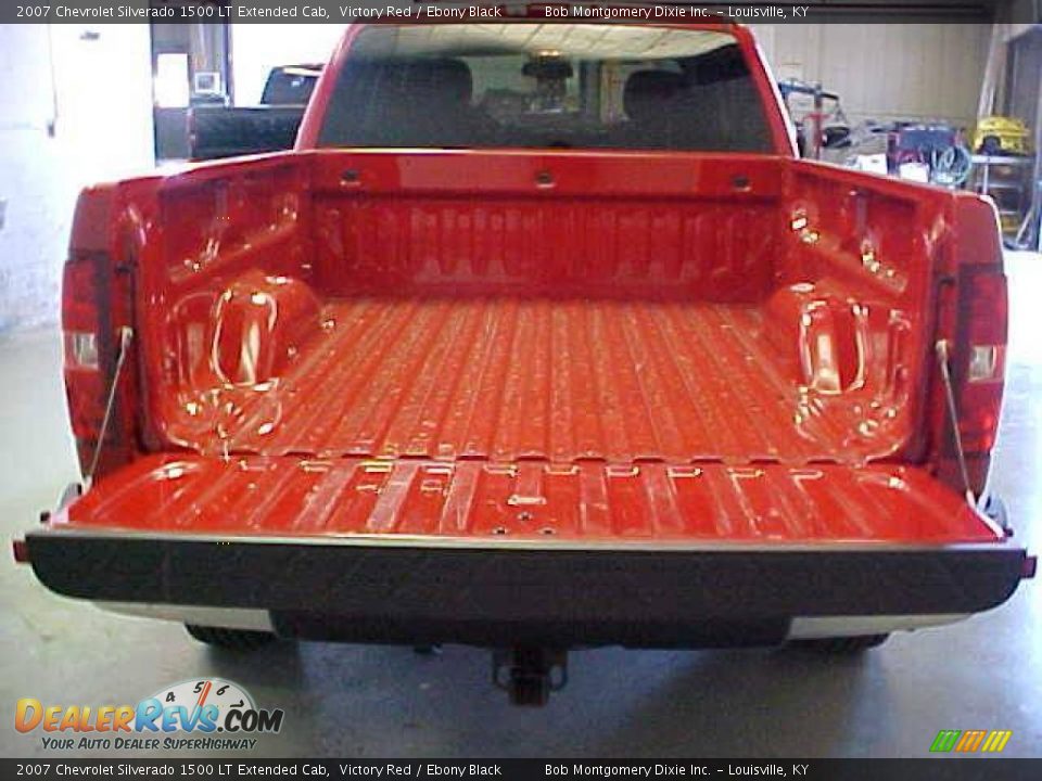 2007 Chevrolet Silverado 1500 LT Extended Cab Victory Red / Ebony Black Photo #5