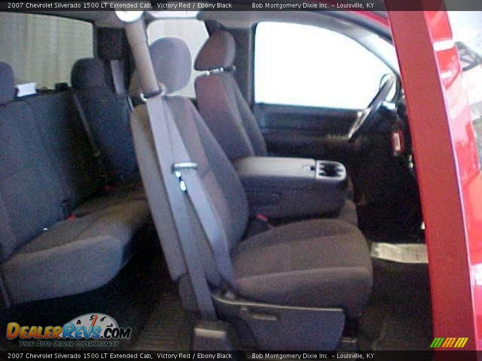 2007 Chevrolet Silverado 1500 LT Extended Cab Victory Red / Ebony Black Photo #9