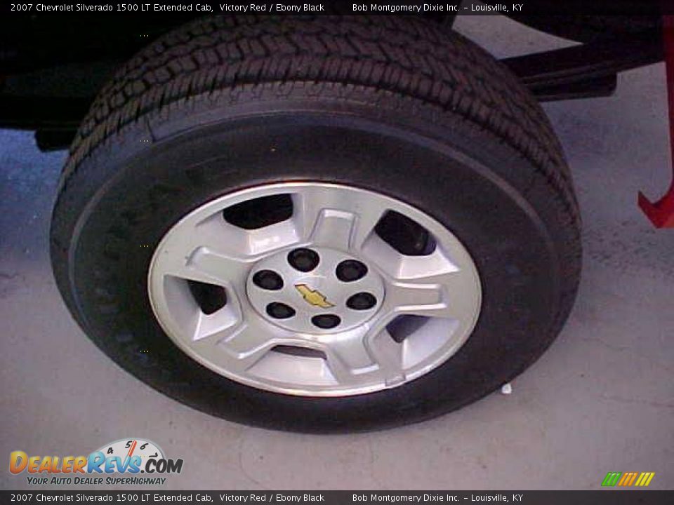 2007 Chevrolet Silverado 1500 LT Extended Cab Victory Red / Ebony Black Photo #15