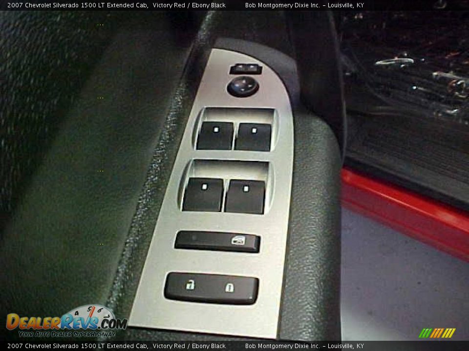 2007 Chevrolet Silverado 1500 LT Extended Cab Victory Red / Ebony Black Photo #19