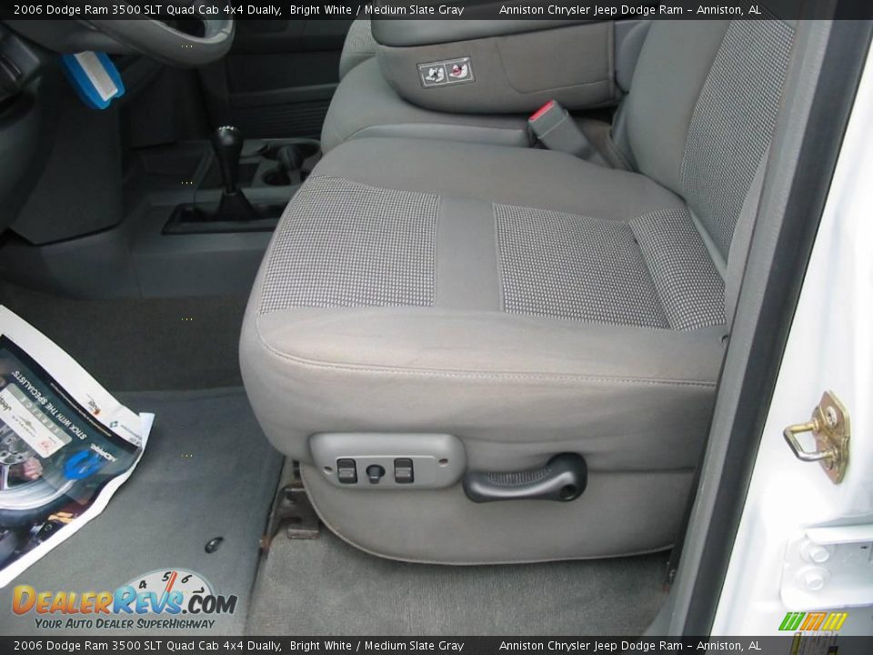 2006 Dodge Ram 3500 SLT Quad Cab 4x4 Dually Bright White / Medium Slate Gray Photo #15