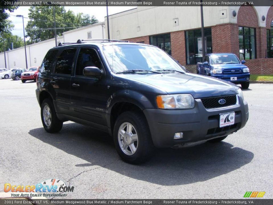 2001 Ford Escape XLT V6 Medium Wedgewood Blue Metallic / Medium Parchment Beige Photo #2