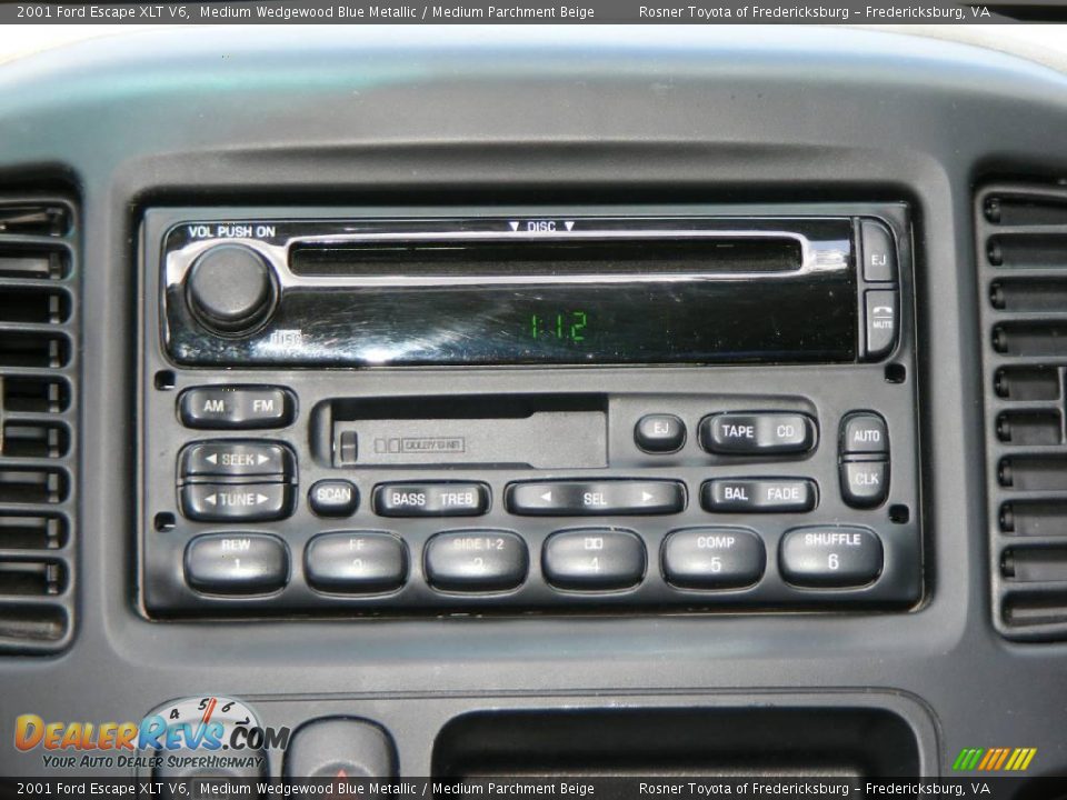 2001 Ford Escape XLT V6 Medium Wedgewood Blue Metallic / Medium Parchment Beige Photo #14