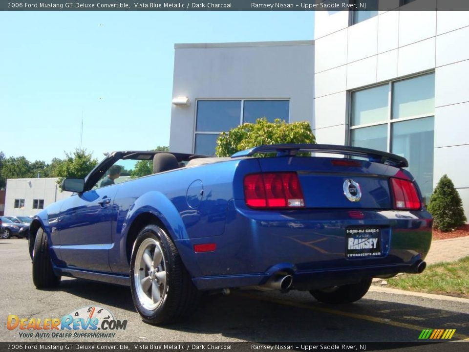 2006 Ford Mustang GT Deluxe Convertible Vista Blue Metallic / Dark Charcoal Photo #10