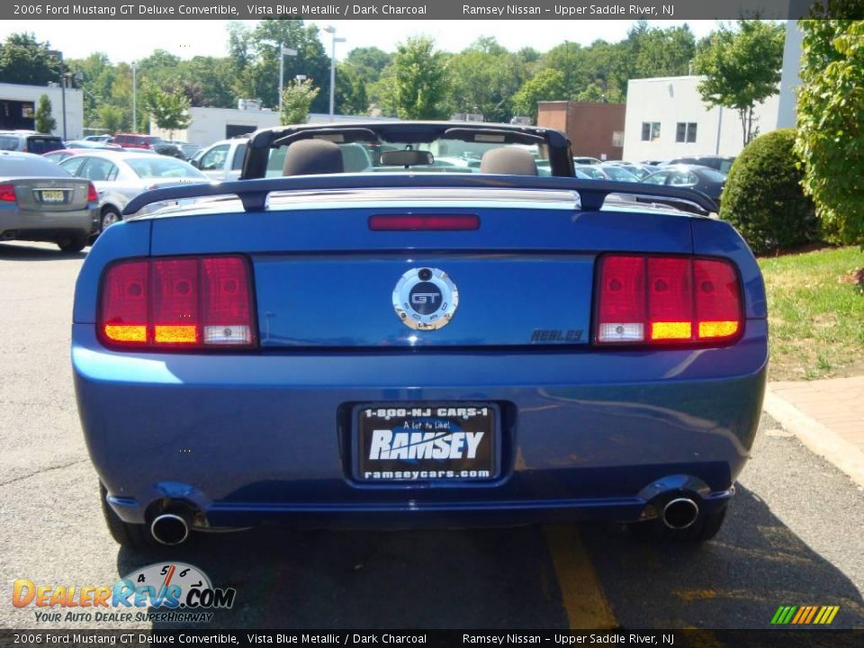 2006 Ford Mustang GT Deluxe Convertible Vista Blue Metallic / Dark Charcoal Photo #11