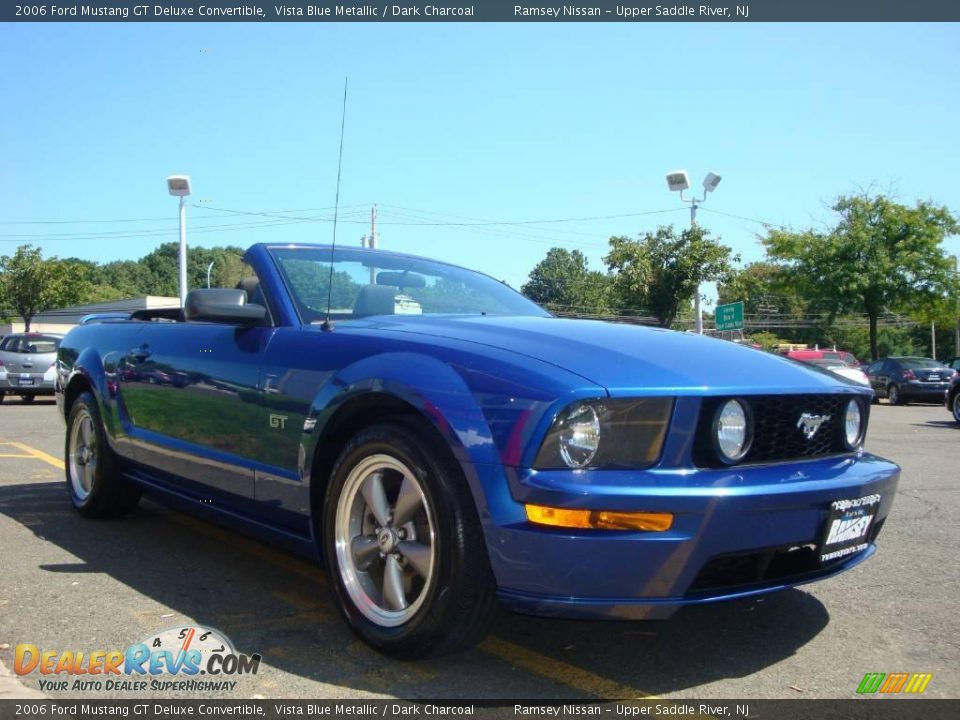 2006 Ford Mustang GT Deluxe Convertible Vista Blue Metallic / Dark Charcoal Photo #16