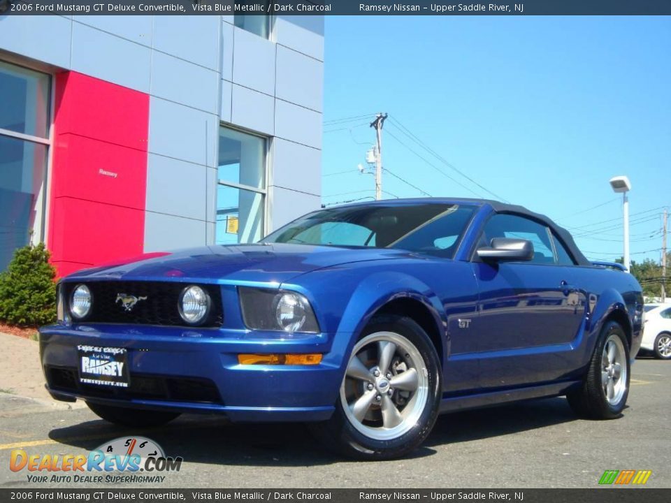 2006 Ford Mustang GT Deluxe Convertible Vista Blue Metallic / Dark Charcoal Photo #21
