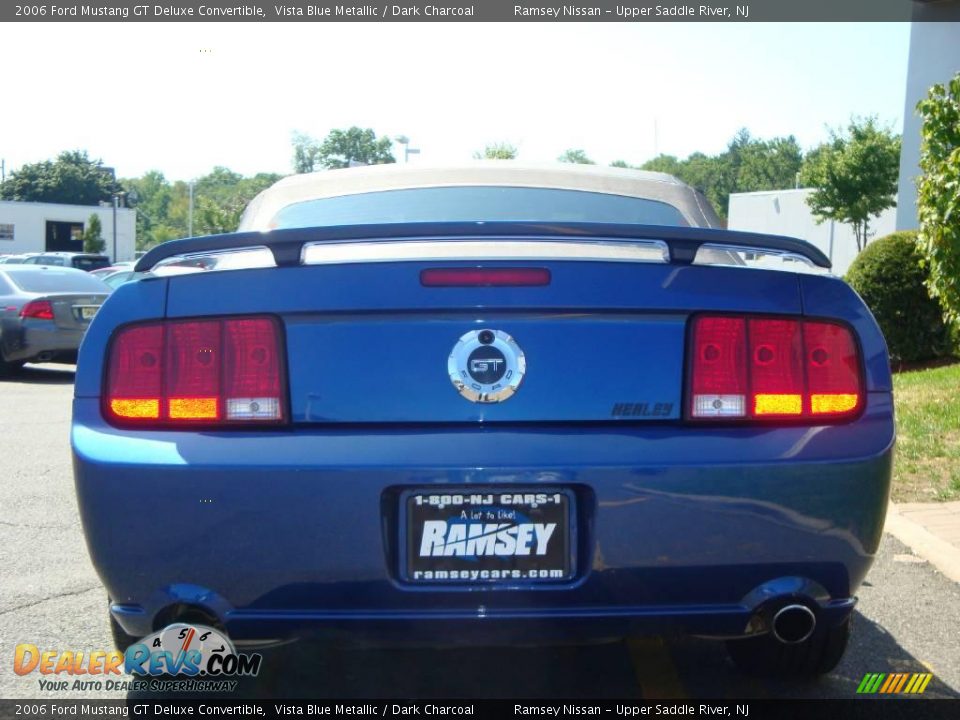 2006 Ford Mustang GT Deluxe Convertible Vista Blue Metallic / Dark Charcoal Photo #26