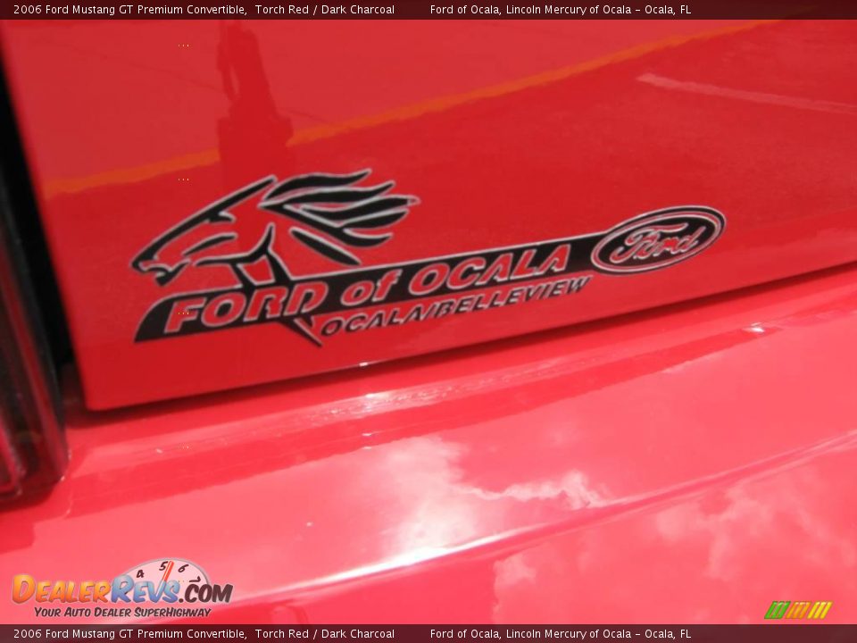 2006 Ford Mustang GT Premium Convertible Torch Red / Dark Charcoal Photo #10