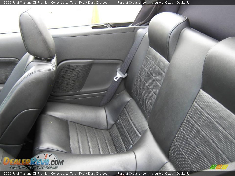 2006 Ford Mustang GT Premium Convertible Torch Red / Dark Charcoal Photo #23