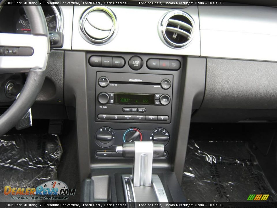 2006 Ford Mustang GT Premium Convertible Torch Red / Dark Charcoal Photo #25